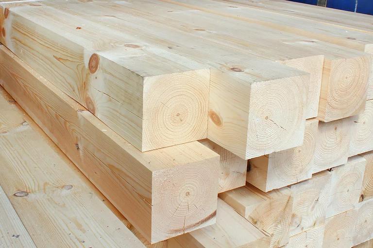 Хвойный брус естественной влажности 1-2 сорта 100х100х6000 мм ОПТ фото 1