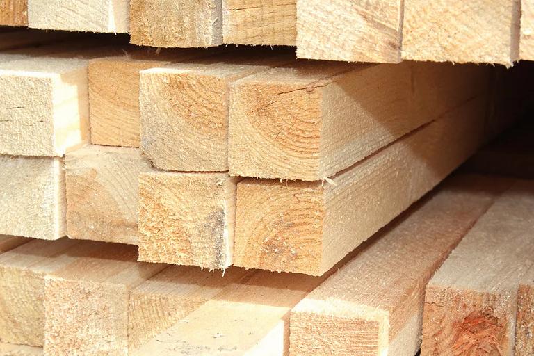 Хвойный брус естественной влажности 1-2 сорта 200х200х6000 мм ОПТ фото 5