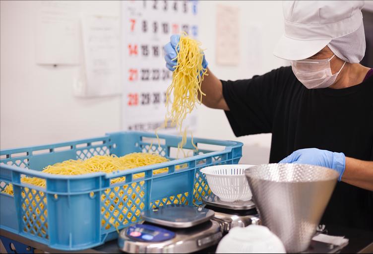 Homemade egg noodles Bravioli Premium “For soup” 500 g фото 4