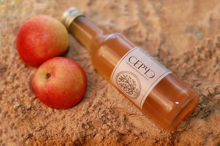 Натуральный яблочный уксус Серчэ 4% нефильтрованный непастеризованный 250 мл фото 1