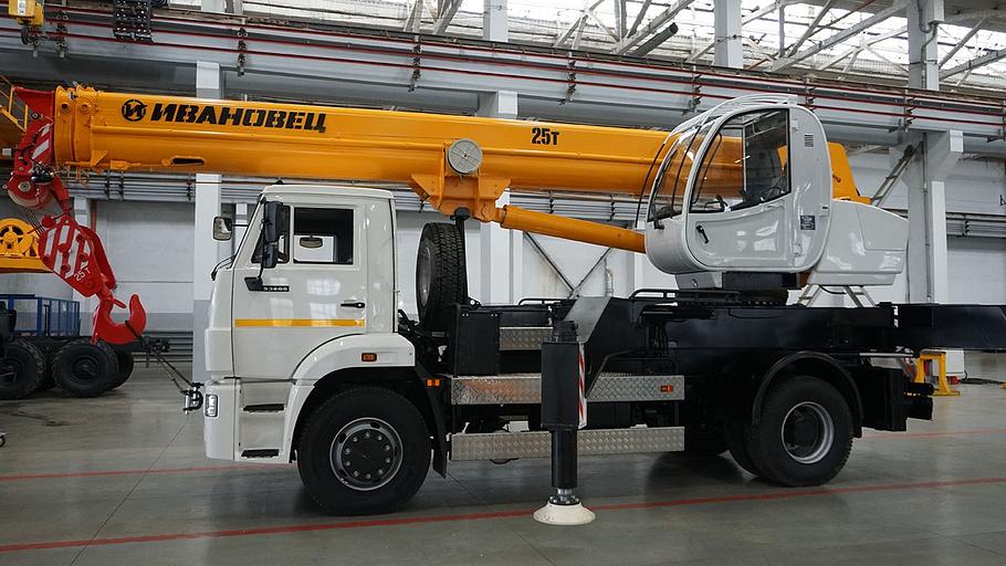 Автокран Ивановец КС-55744 жүк көтергіштігі 25 т фото 3