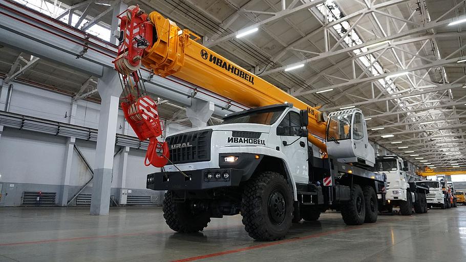 Автокран Ивановец КС-45717-2Р жүк көтергіштігі 25 т фото 2