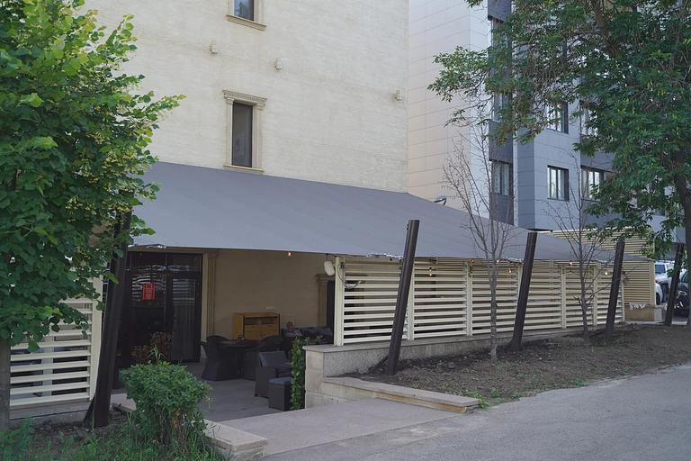 Натяжной парусный тент для кафе и ресторанов фото 2