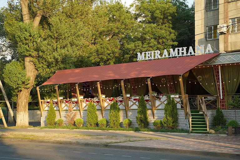 Натяжной парусный тент для кафе и ресторанов фото 8