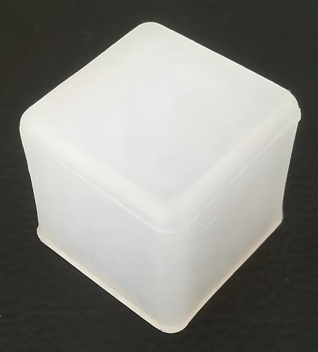 Наружная заглушка на профильную трубу 20х20 мм фото 1