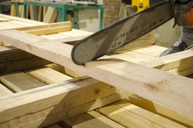 Услуга по роспуску обрезной доски (дуб, ясень, бук, орех) фото 1