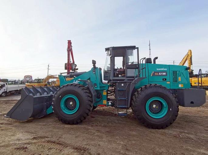 Фронтальный погрузчик Sunward «SL61W» фото 2