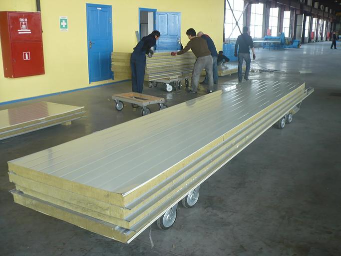 Производство и монтаж сэндвич панелей фото 1