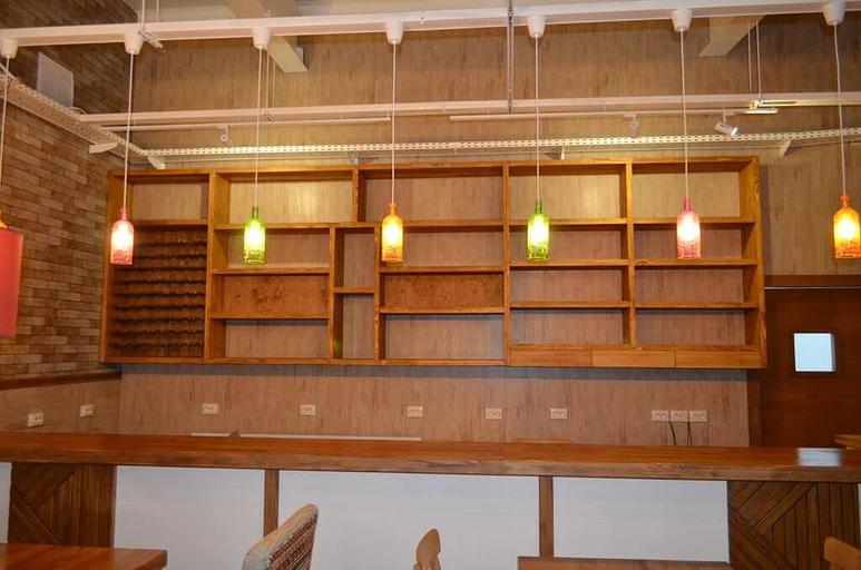 Деревянный интерьер для кафе/ресторанов фото 1