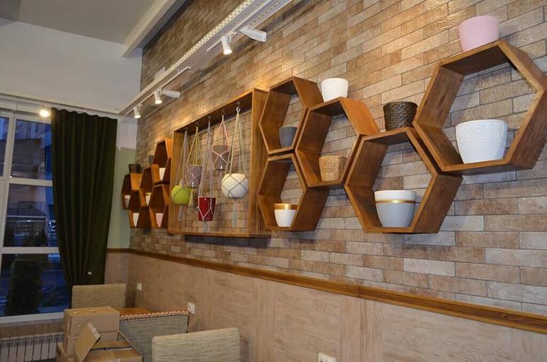 Деревянный интерьер для кафе/ресторанов фото 2