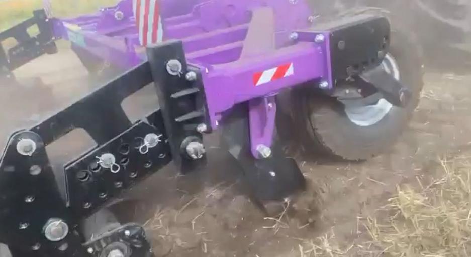 Чизельный плуг ЧИП-5 фото 4