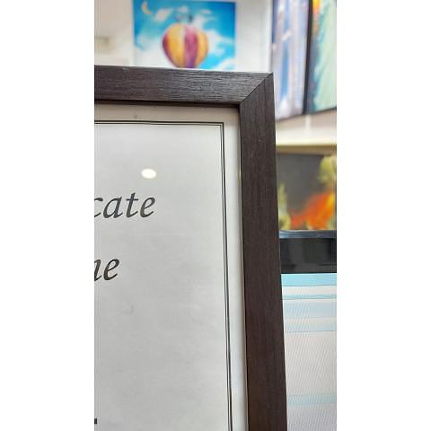 Рамка пластиковая А4, под темное дерево, ширина 2см фото 1