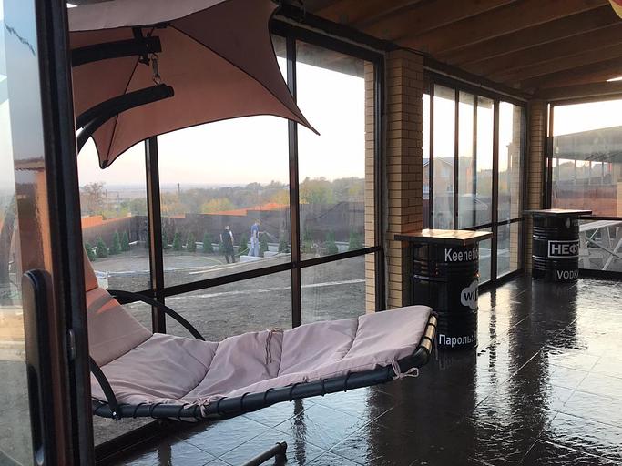 钥匙安装的阳台和洛吉亚的玻璃化 罗斯特夫省 фото 2