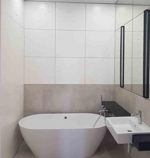 Изготовление корпусной мебели на заказ для ванной комнаты фото 4