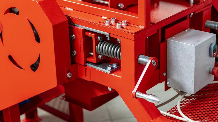 Измельчитель древесины (щепорез) Srub-600T фото 1