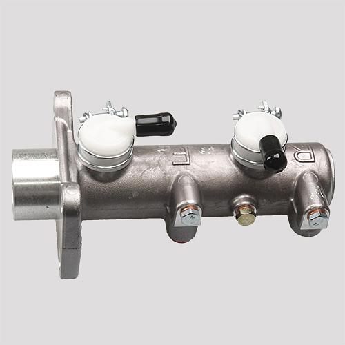 Главный тормозной цилиндр MC894212 (FM-4081) FIC фото 1