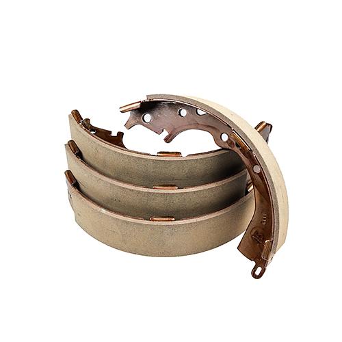 Колодки тормозные барабанные NR1076 Akebono фото 1