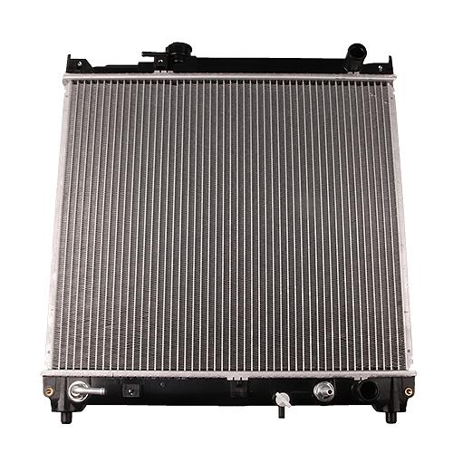 Радиатор охлаждения двигателя SM-17700-56B12 17700-56B12 G16A TA01W SUMOMOTO фото 1