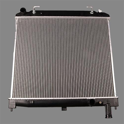 Радиатор охлаждения двигателя SM-16400-67090 16400-67090/67100 1KZTE KCH46 SUMOMOTO фото 1