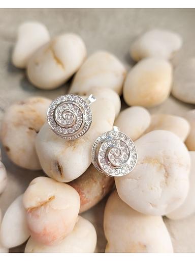 Серебряные серьги спираль из фианитов фото 2