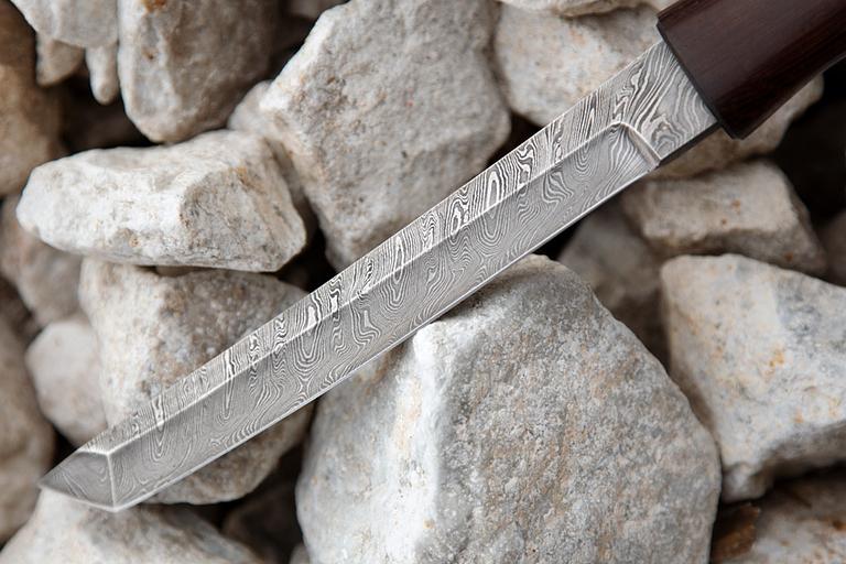 Нож Танто из дамасской стали c подставкой фото 3