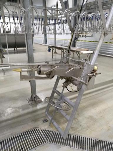 Машина удаления голов от тушек птицы ВИ-1003 фото 4