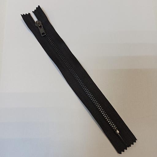 Молния джинсовая №4 тем.ник.зуб.18см Черный фото 1