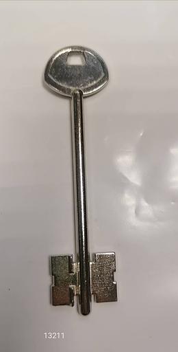 Заготовка ключа GRD9D фото 1