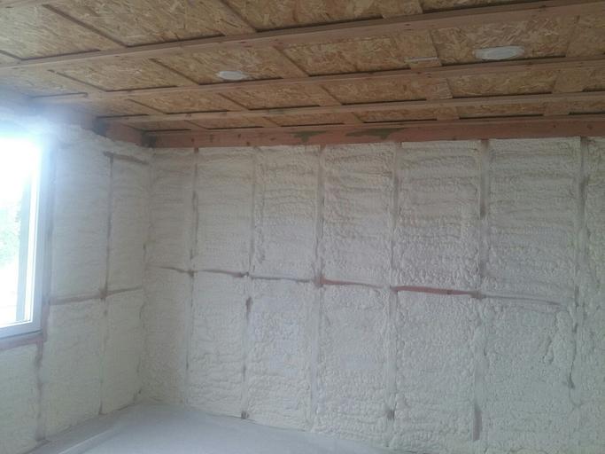 Утепление пеной ППУ (пенополиуретаном) фото 1