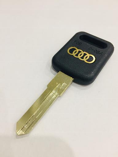 Заготовка автомобильного ключа без чипа С-084 фото 1