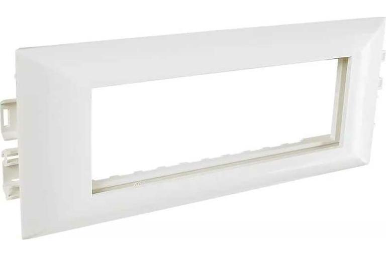 Суппорт с рамкой на 3 поста (45х45) в профиль для кабельных каналов 100х50 105х50 100009S фото 1