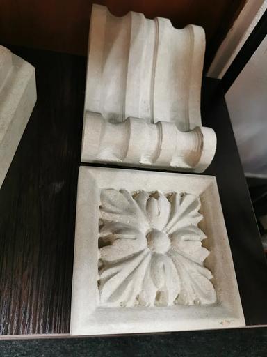 Декор элементы из натурального травертина для фасада дома под проект фото 5