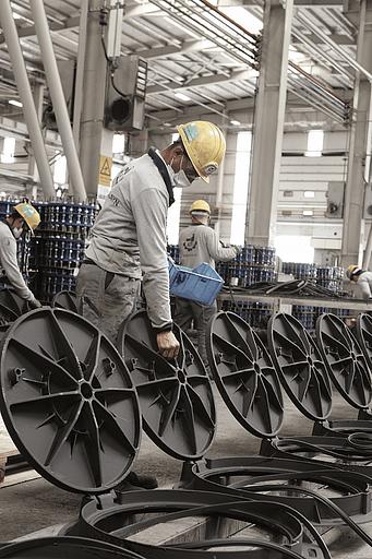 Люк Bi-partner чугунный тип Л с запорным устройством ОПТ фото 2