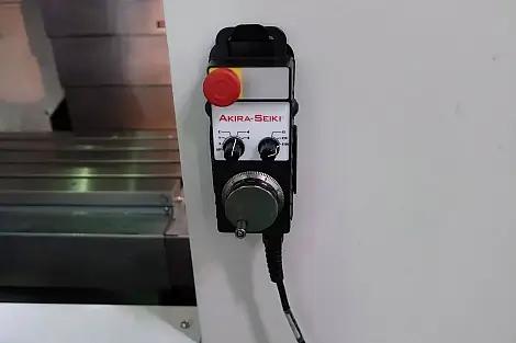3-осевой фрезерный станок SR3 (XP), Akira-Seiki фото 4