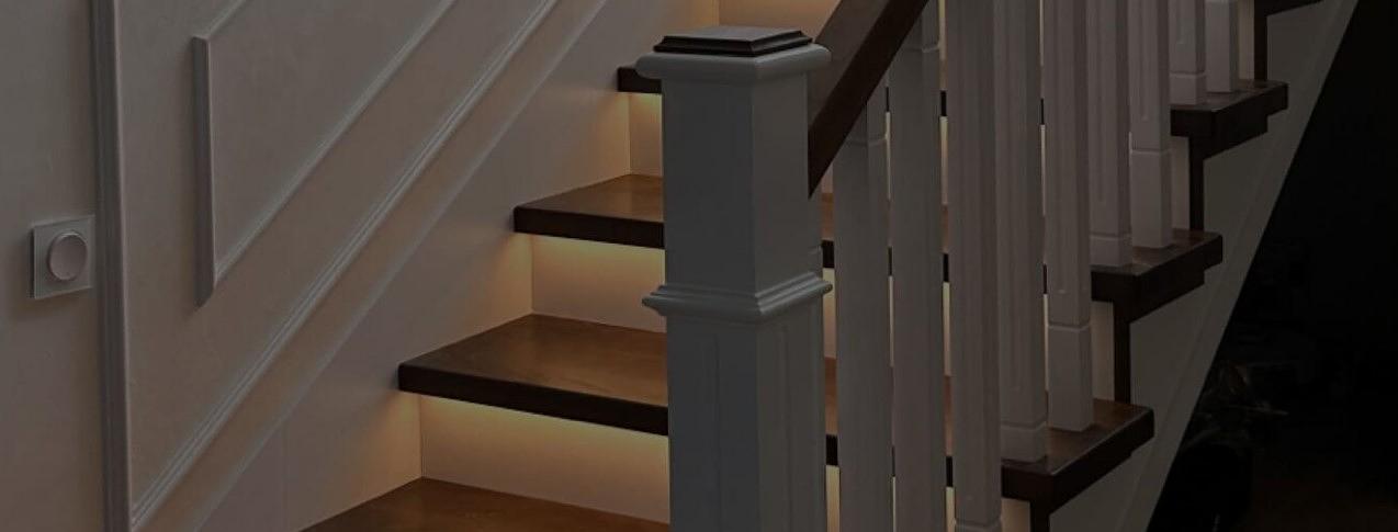 Лестница П-образная с деревянным ограждением под заказ фото 3