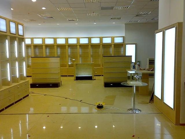 Изготовление витрин, прилавок, стеллажей ОПТ. фото 1