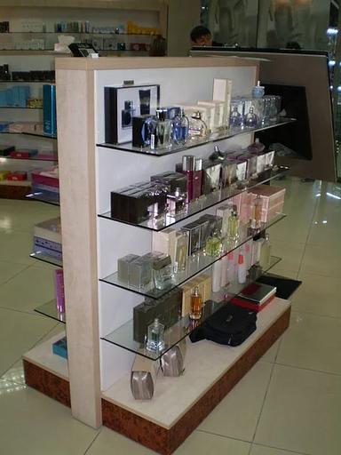 Изготовление витрин, прилавок, стеллажей ОПТ. фото 3