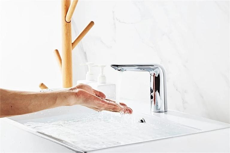 Сенсорный смеситель JSD-8818 (4 батареи) ОПТ фото 1