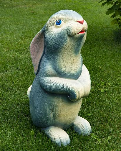 Садовая фигурка из гипса Все в сад «Заяц на задних лапах серый» 54×25×35 см фото 1