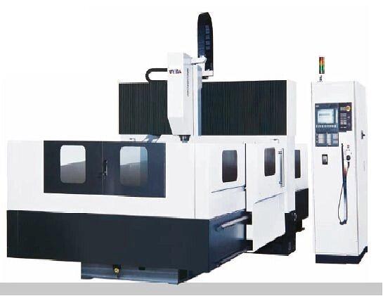 Портальный фрезерный центр с ЧПУ GDC2030 фото 1