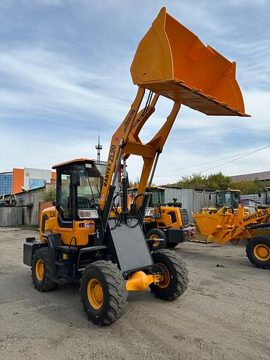 Фронтальный погрузчик Rantex ZL20 фото 1