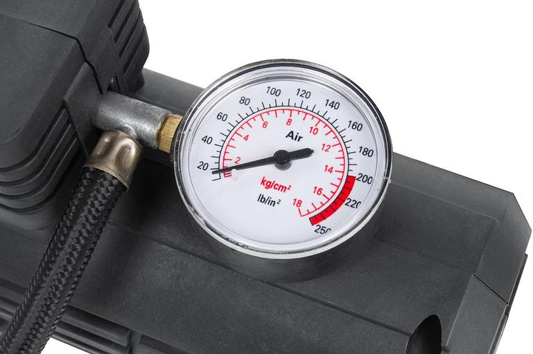 Автомобильный компрессор Starwind CC-120 15л/мин шланг 0.45м фото 4