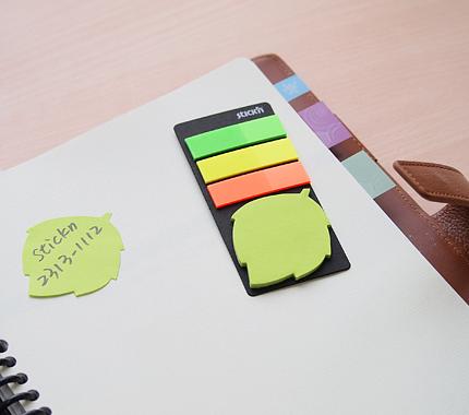 Блок самоклеящийся бумажный Stick`n 21476 44x44мм 20лист. 70г/м2 неон зеленый вырубной "листок" с пластиковыми закладками 12x45мм 3цв. европодвес фото 2