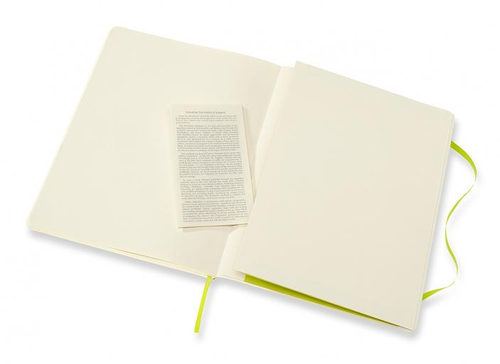 Блокнот Moleskine CLASSIC SOFT QP621C2 XLarge 190х250мм 192стр. линейка мягкая обложка лайм фото 5