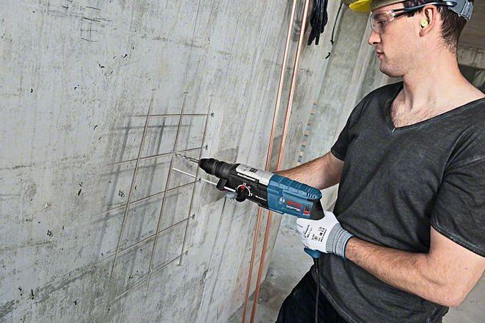 Перфоратор Bosch GBH 2-28 F патрон:SDS-plus уд.:3.2Дж 880Вт (кейс в комплекте) фото 3