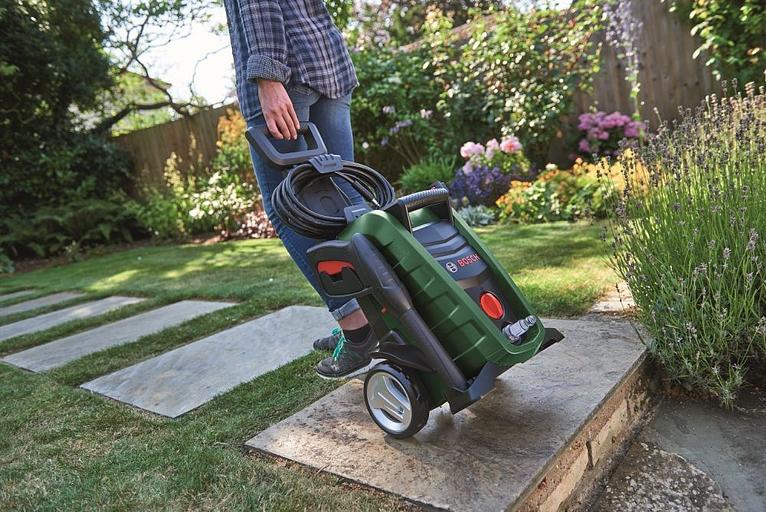 Минимойка Bosch UniversalAquatak 125 1500Вт фото 5