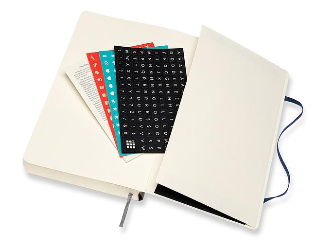 Еженедельник Moleskine ACADEMIC SOFT Large 130х210мм датир.18мес 592стр. мягкая обложка черный фото 6