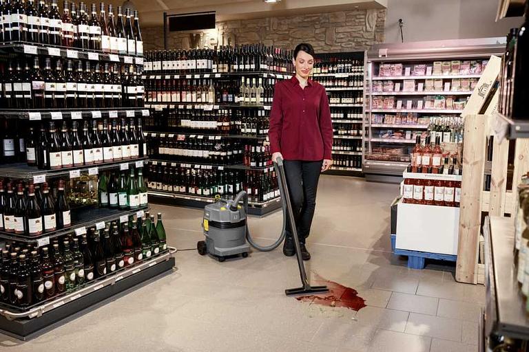 Пылесос Karcher NT 22/1 Ap L 1300Вт серый/желтый фото 2