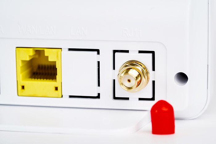 Интернет-центр Anydata R200 (W0047591) 10/100BASE-TX/4G(3G) фото 10