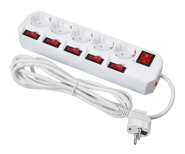 Сетевой фильтр Buro 500SH-3-SW-W 3м (5 розеток) белый (коробка) фото 1